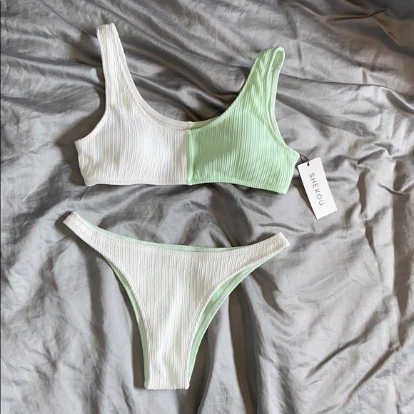 shekou Other - white/ green bikini